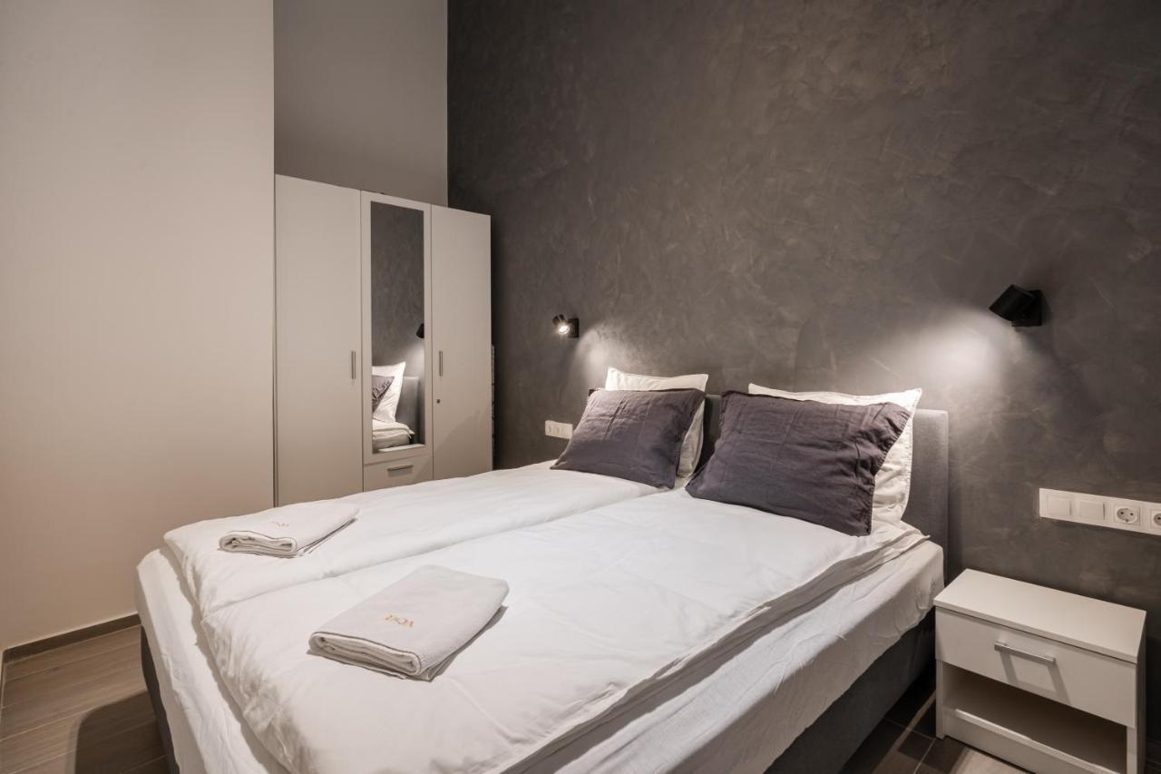 K10 - Kazinczy Street Heritage Suite - Best Location By Bqa Budapest Exteriör bild